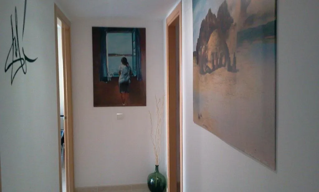Dali Apartment Llanca 0*,